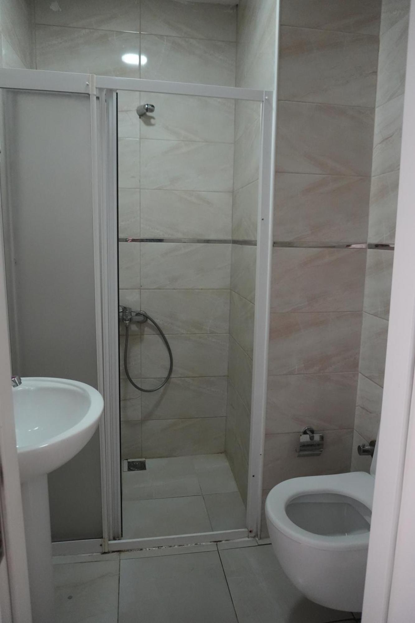 Sabiha Hanim Yurdu Only Male Istambul Exterior foto